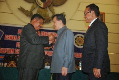SHS Dapat Gelar Kehormatan dari Rektor IPDN